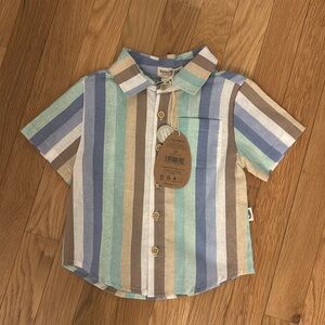 Brand new with tags 2T boys button up